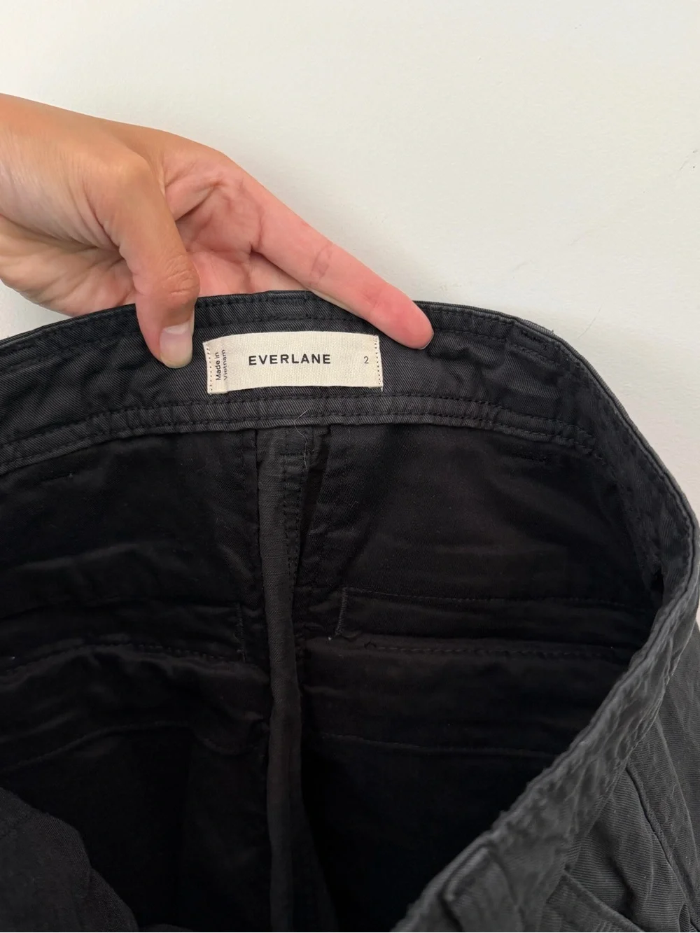 Everlane THE EVERYWHERE PANT Size 2 in Black Barrel Pant